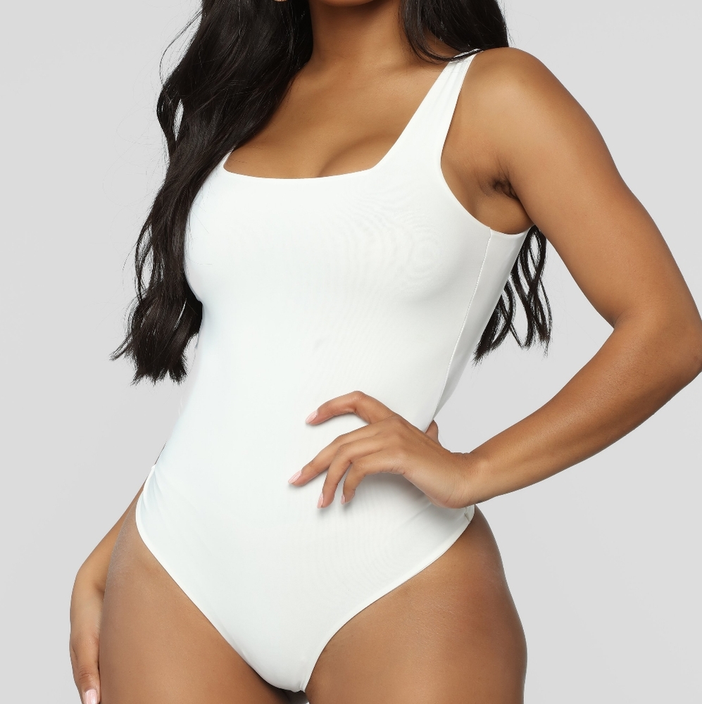 Set of 2 bodysuits